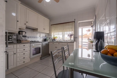 Apartamento T3 para Venda em São Silvestre