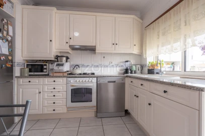 Apartamento T3 para Venda em São Silvestre
