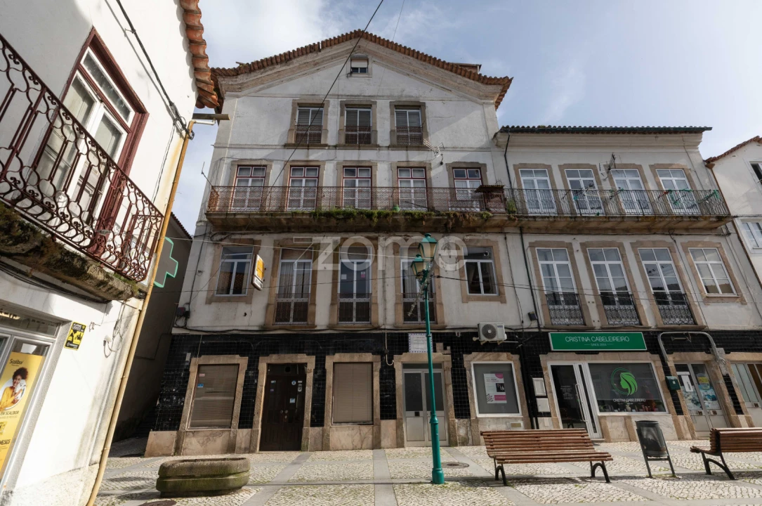 Moradia T9 para Venda em Arganil Foto 2