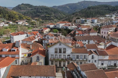 Moradia T9 para Venda em Arganil