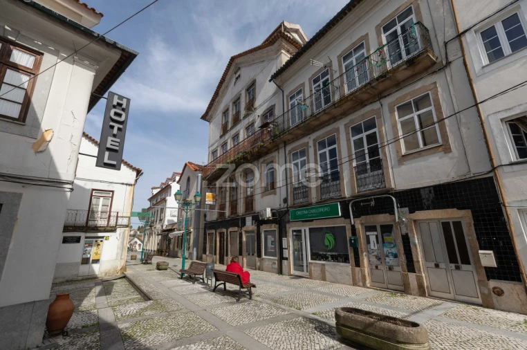 Moradia T9 para Venda em Arganil Foto 3