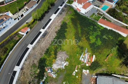 Terreno para Venda em Rosto do Cão (São Roque)
