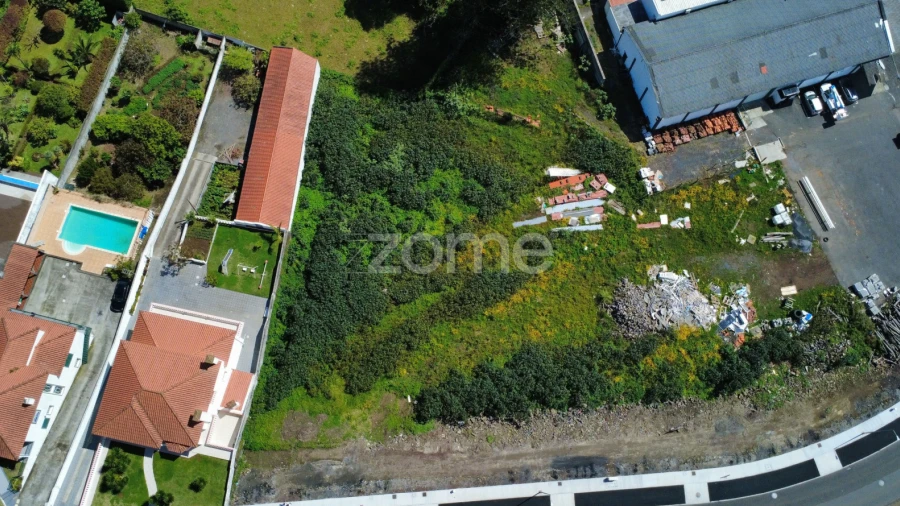 Terreno para Venda em Rosto do Cão (São Roque)