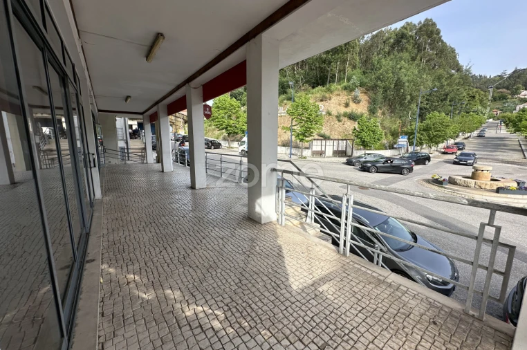 Negócio para Venda em Luso Foto 70