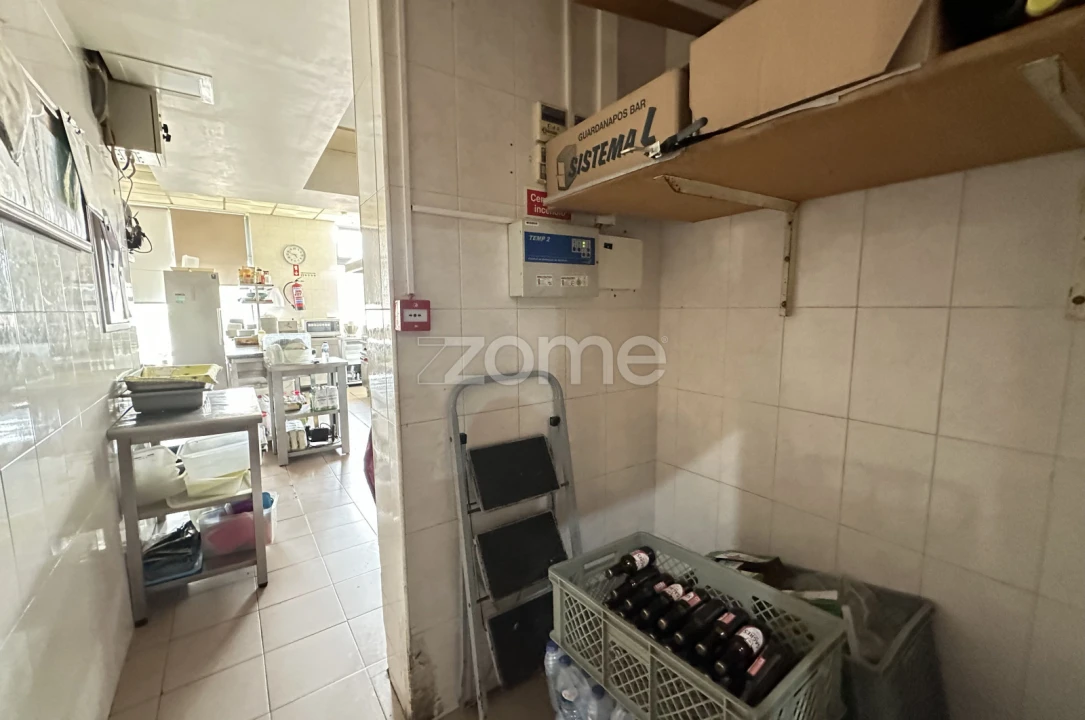 Negócio para Venda em Luso Foto 18