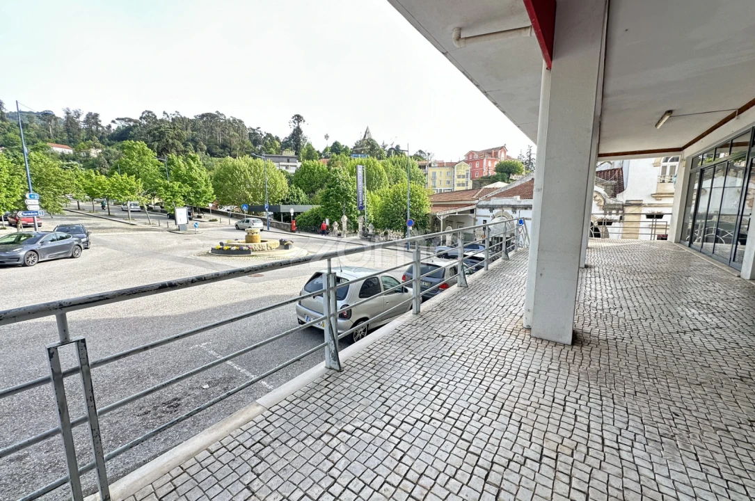 Negócio para Venda em Luso Foto 66