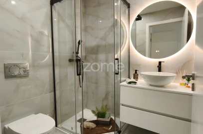 Apartamento T2 para Venda em Benfica