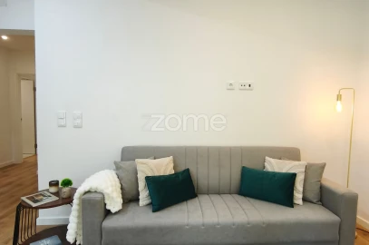 Apartamento T2 para Venda em Benfica