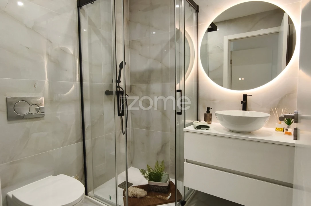 Apartamento T2 para Venda em Benfica Foto 2