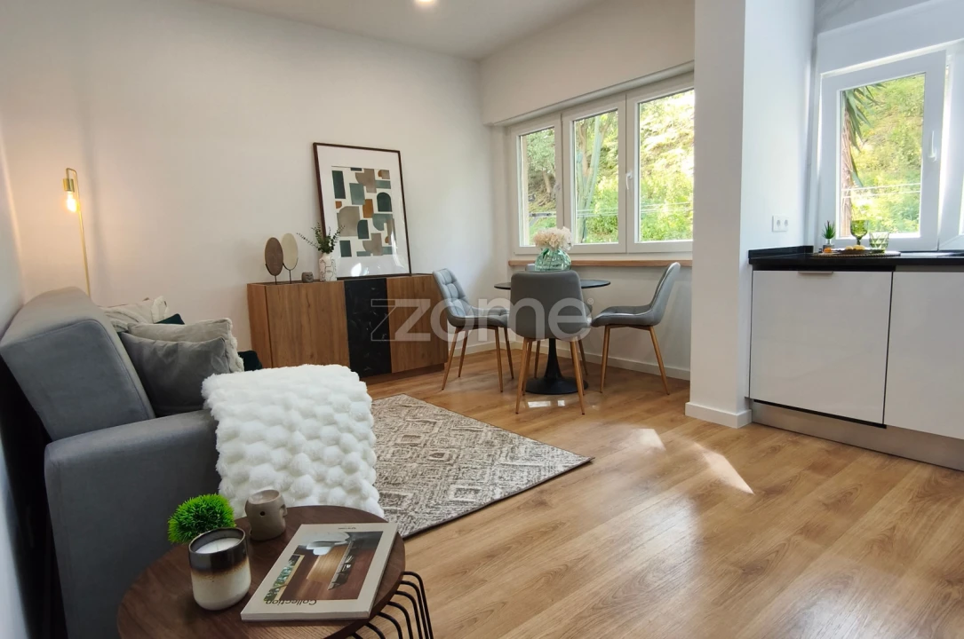 Apartamento T2 para Venda em Benfica Foto 22