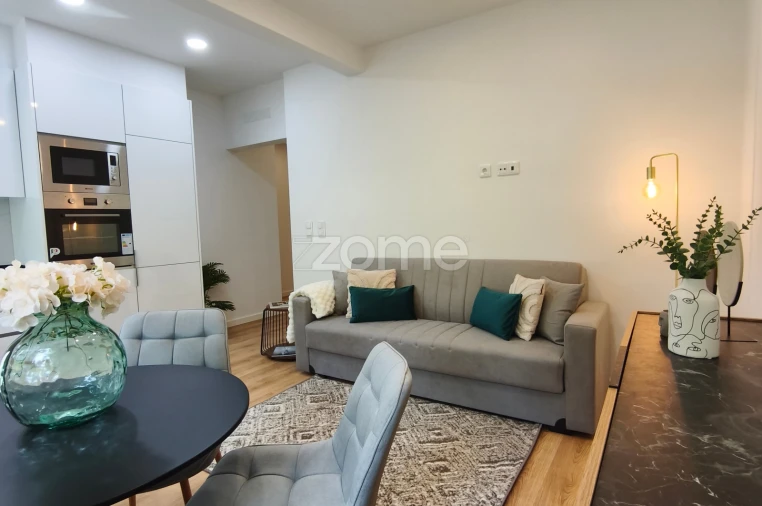 Apartamento T2 para Venda em Benfica Foto 14