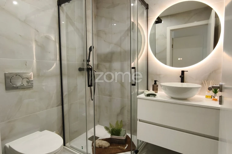 Apartamento T2 para Venda em Benfica Foto 2
