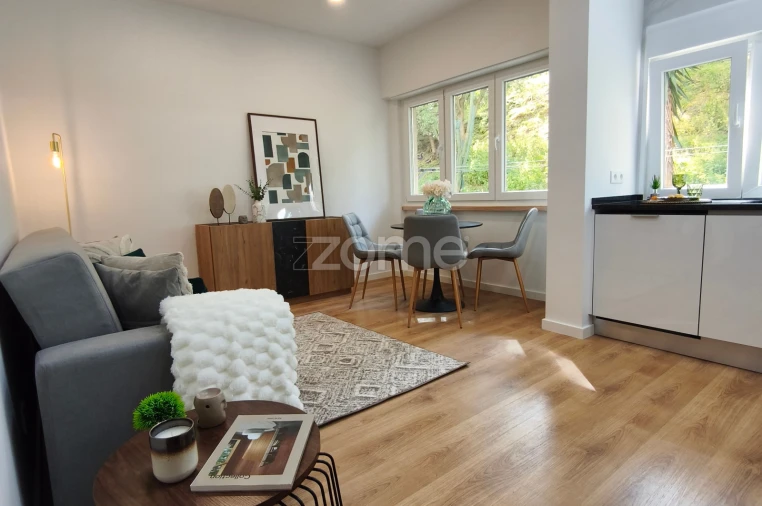 Apartamento T2 para Venda em Benfica Foto 22