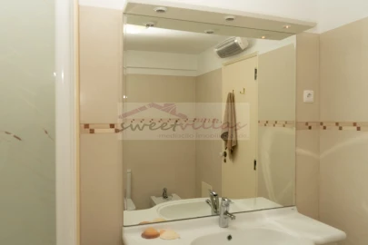 Apartamento T3 para Venda em Albufeira e Olhos de Água