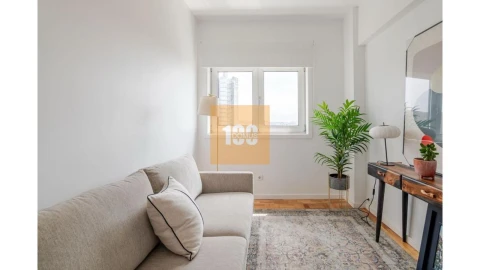 Apartamento T3 para Venda em Cedofeita, Santo Ildefonso, Sé, Miragaia, São Nicolau e Vitória