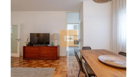 Apartamento T3 para Venda em Cedofeita, Santo Ildefonso, Sé, Miragaia, São Nicolau e Vitória
