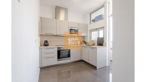 Apartamento T3 para Venda em Cedofeita, Santo Ildefonso, Sé, Miragaia, São Nicolau e Vitória