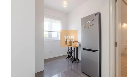 Apartamento T3 para Venda em Cedofeita, Santo Ildefonso, Sé, Miragaia, São Nicolau e Vitória