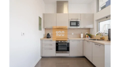 Apartamento T3 para Venda em Cedofeita, Santo Ildefonso, Sé, Miragaia, São Nicolau e Vitória