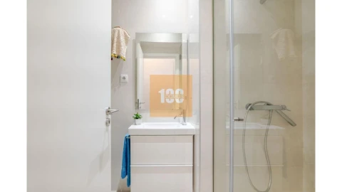 Apartamento T3 para Venda em Cedofeita, Santo Ildefonso, Sé, Miragaia, São Nicolau e Vitória