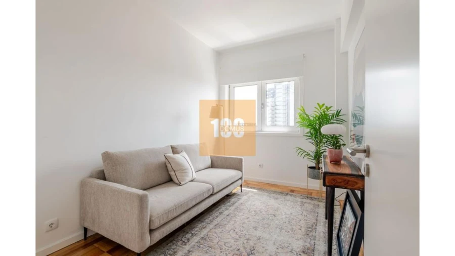 Apartamento T3 para Venda em Cedofeita, Santo Ildefonso, Sé, Miragaia, São Nicolau e Vitória Foto 22