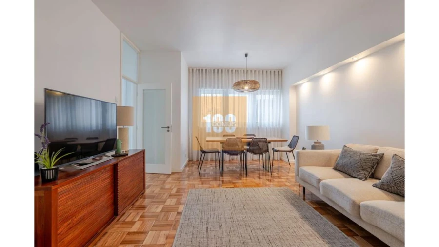 Apartamento T3 para Venda em Cedofeita, Santo Ildefonso, Sé, Miragaia, São Nicolau e Vitória Foto 10
