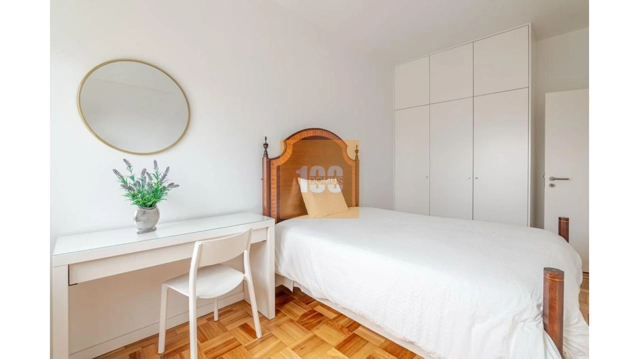 Apartamento T3 para Venda em Cedofeita, Santo Ildefonso, Sé, Miragaia, São Nicolau e Vitória Foto 26