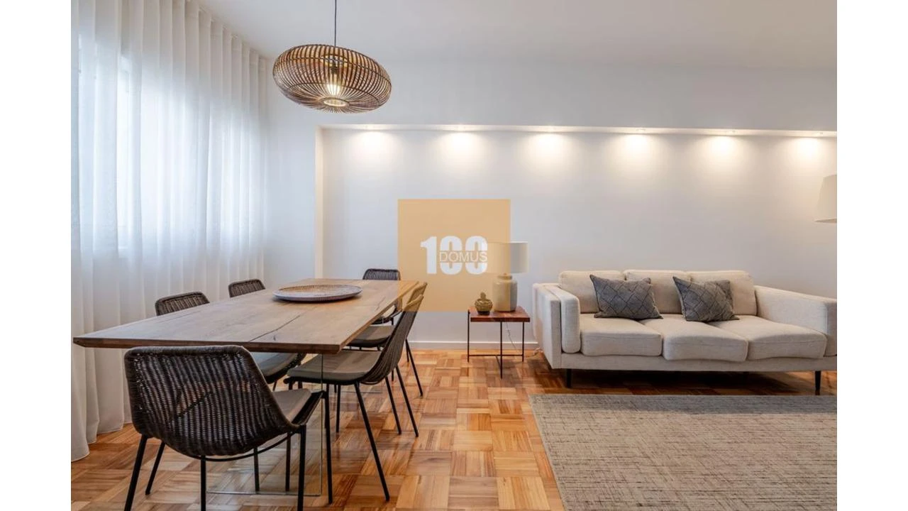 Apartamento T3 para Venda em Cedofeita, Santo Ildefonso, Sé, Miragaia, São Nicolau e Vitória Foto 5