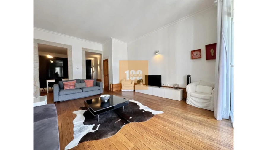 Apartamento T1 para Venda em Cedofeita, Santo Ildefonso, Sé, Miragaia, São Nicolau e Vitória Foto 32