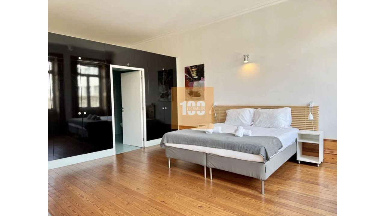 Apartamento T1 para Venda em Cedofeita, Santo Ildefonso, Sé, Miragaia, São Nicolau e Vitória Foto 6