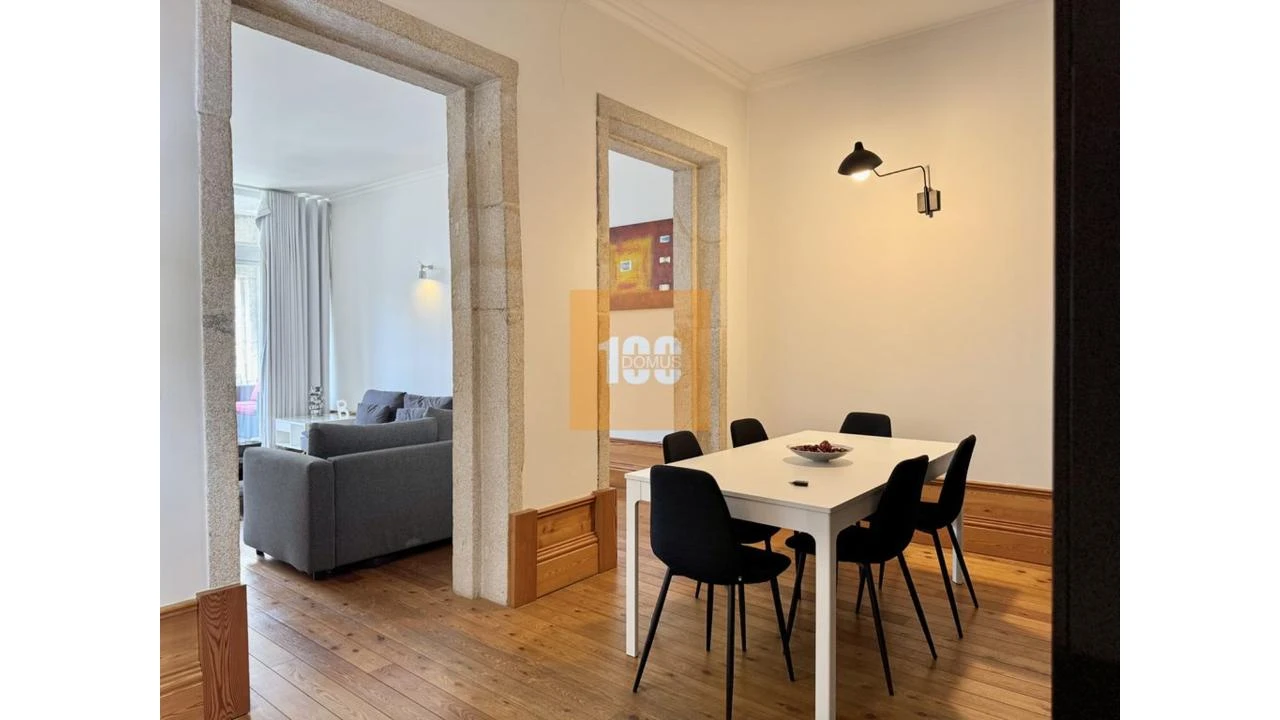 Apartamento T1 para Venda em Cedofeita, Santo Ildefonso, Sé, Miragaia, São Nicolau e Vitória Foto 23