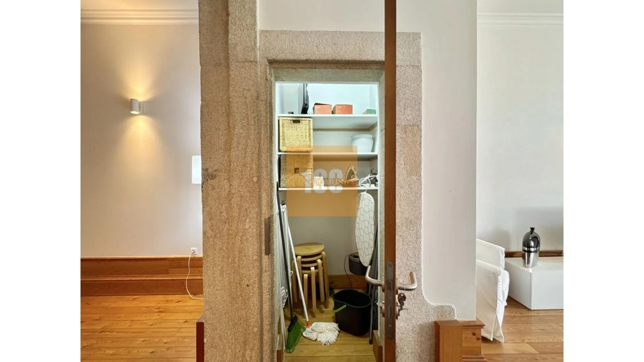 Apartamento T1 para Venda em Cedofeita, Santo Ildefonso, Sé, Miragaia, São Nicolau e Vitória Foto 19
