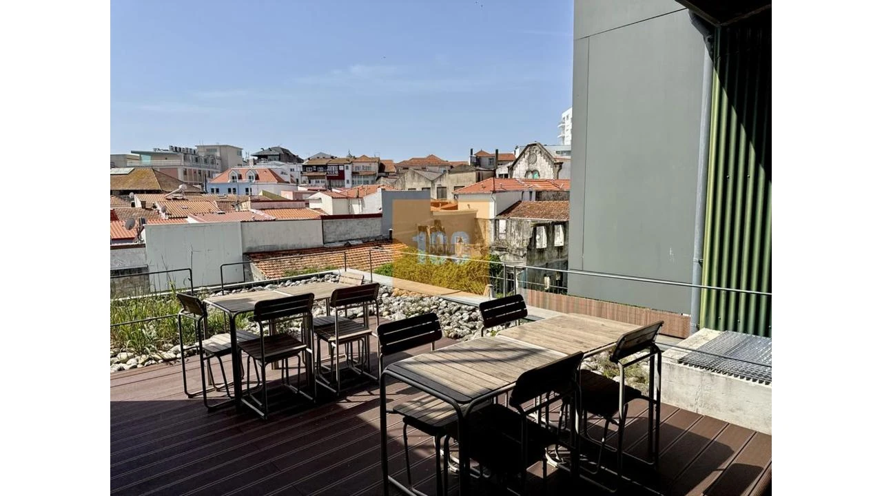 Apartamento T1 para Venda em Cedofeita, Santo Ildefonso, Sé, Miragaia, São Nicolau e Vitória Foto 32