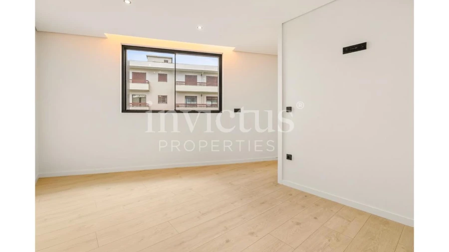 Apartamento T4 para Venda em Gondomar (São Cosme), Valbom e Jovim Foto 14