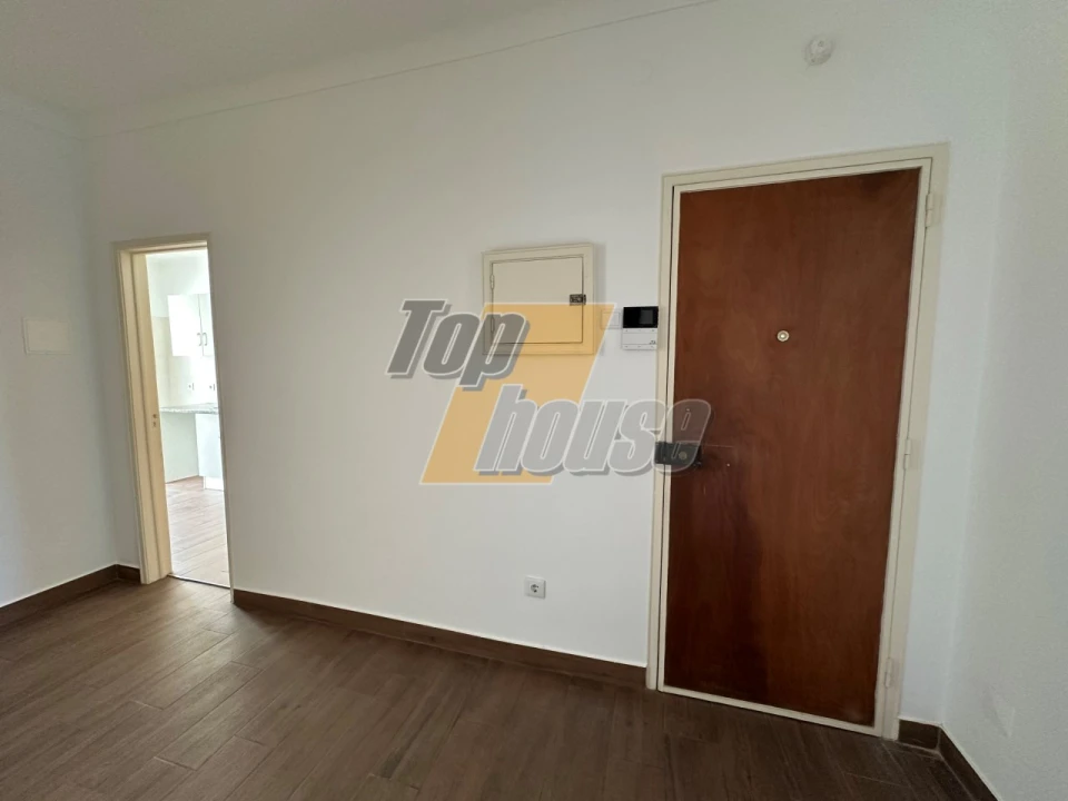 Apartamento T3 para Arrendamento em Costa da Caparica Foto 6