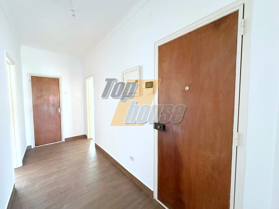Apartamento T3 para Arrendamento em Costa da Caparica Foto 10