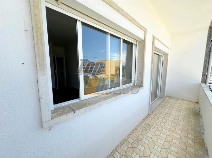 Apartamento T3 para Arrendamento em Costa da Caparica Foto 19