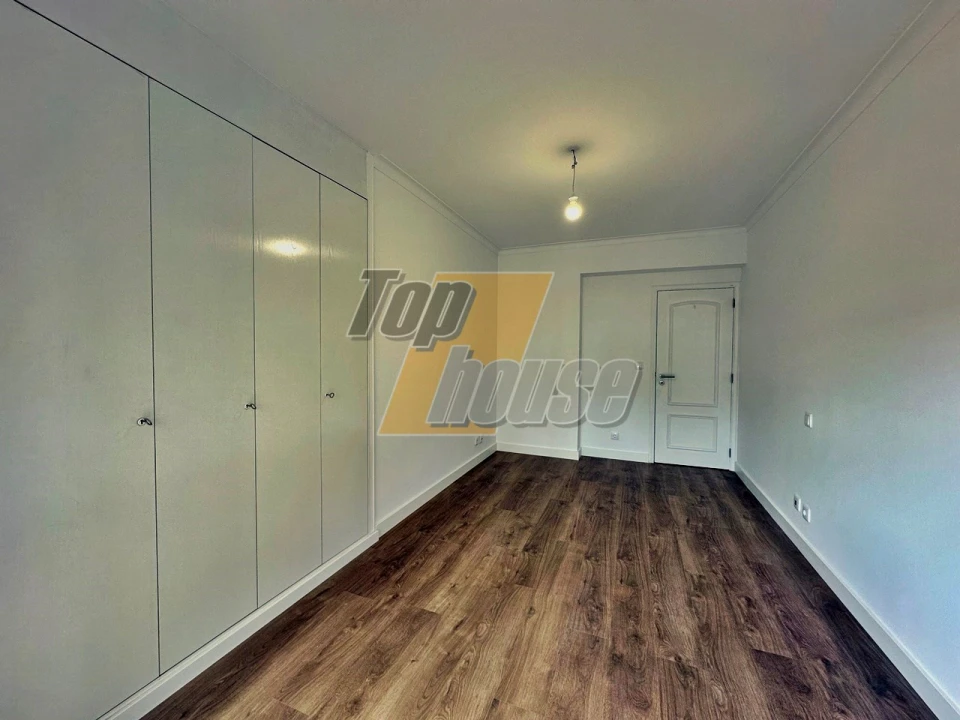 Apartamento T3 para Venda em São Domingos de Benfica Foto 15