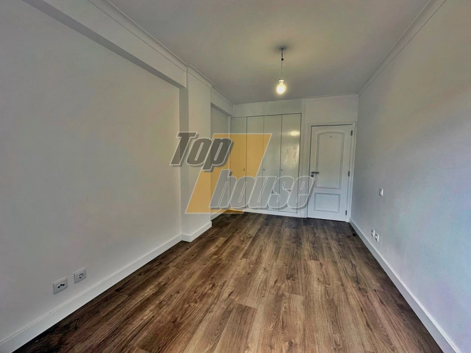 Apartamento T3 para Venda em São Domingos de Benfica Foto 23