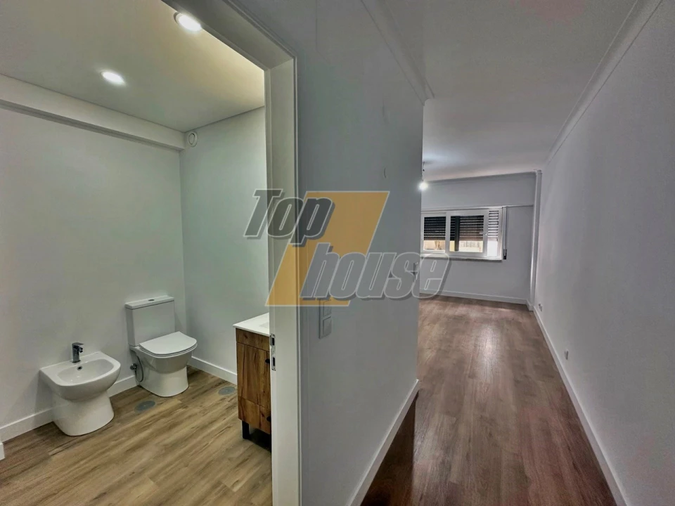 Apartamento T3 para Venda em São Domingos de Benfica Foto 24