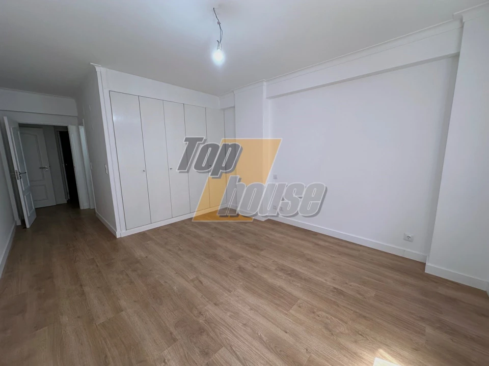 Apartamento T3 para Venda em São Domingos de Benfica Foto 30