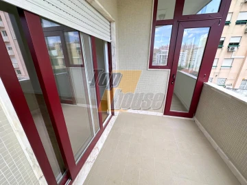 Apartamento T3 para Venda em São Domingos de Benfica