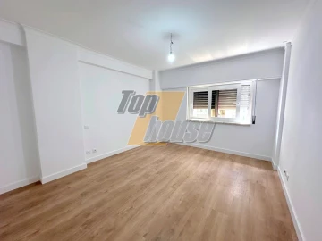 Apartamento T3 para Venda em São Domingos de Benfica
