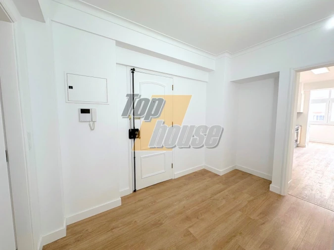 Apartamento T3 para Venda em São Domingos de Benfica Foto 10