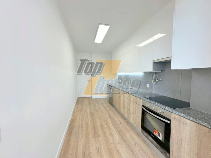 Apartamento T3 para Venda em São Domingos de Benfica Foto 5