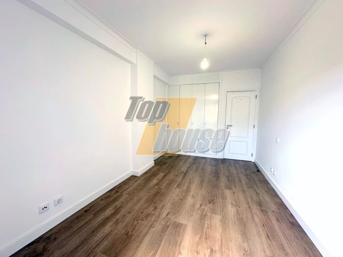 Apartamento T3 para Venda em São Domingos de Benfica Foto 22