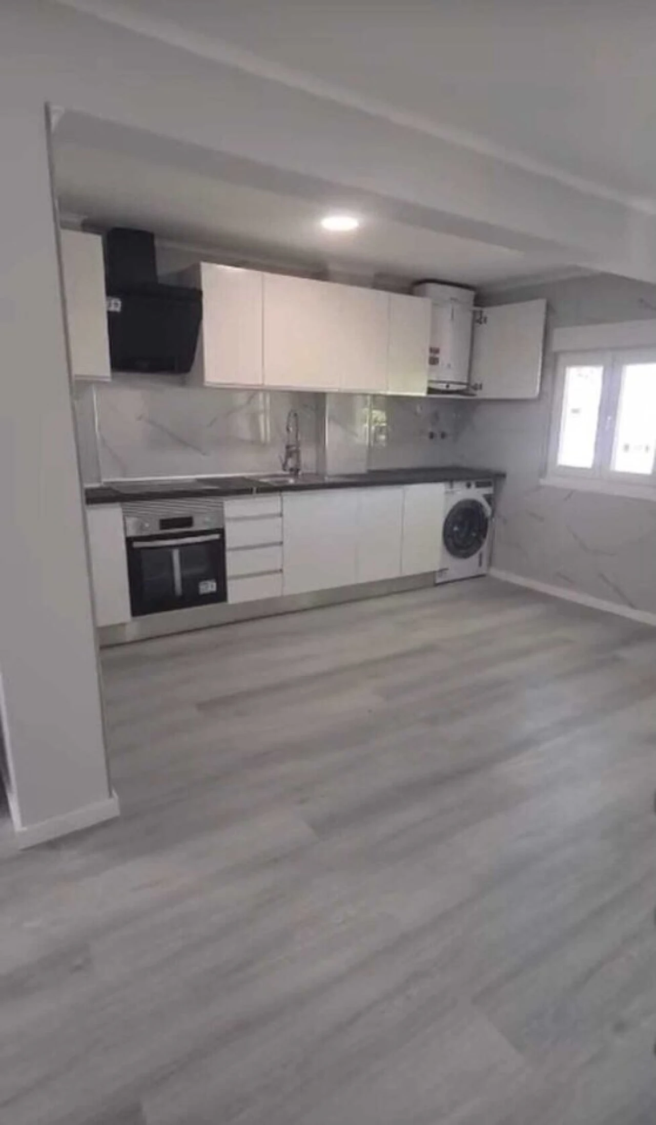 Apartamento T3 para Venda em Laranjeiro e Feijó Foto 1