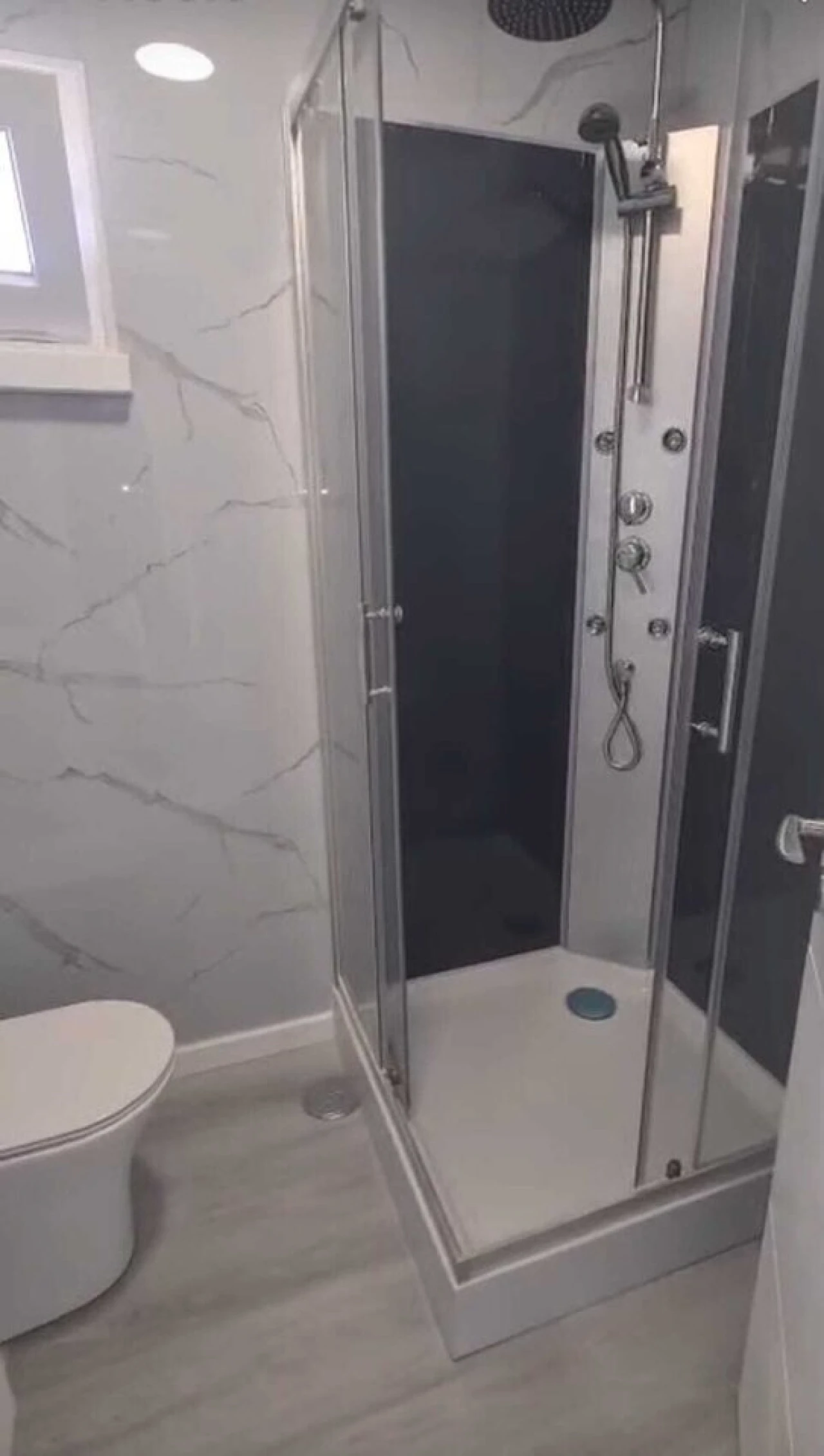 Apartamento T3 para Venda em Laranjeiro e Feijó Foto 4