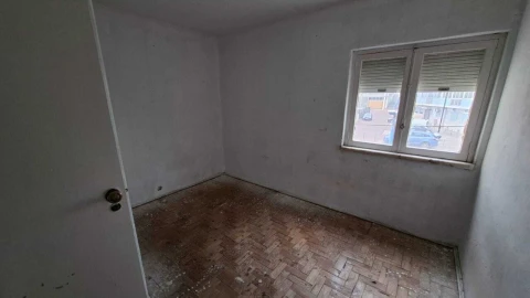 Apartamento T3 para Venda em Laranjeiro e Feijó