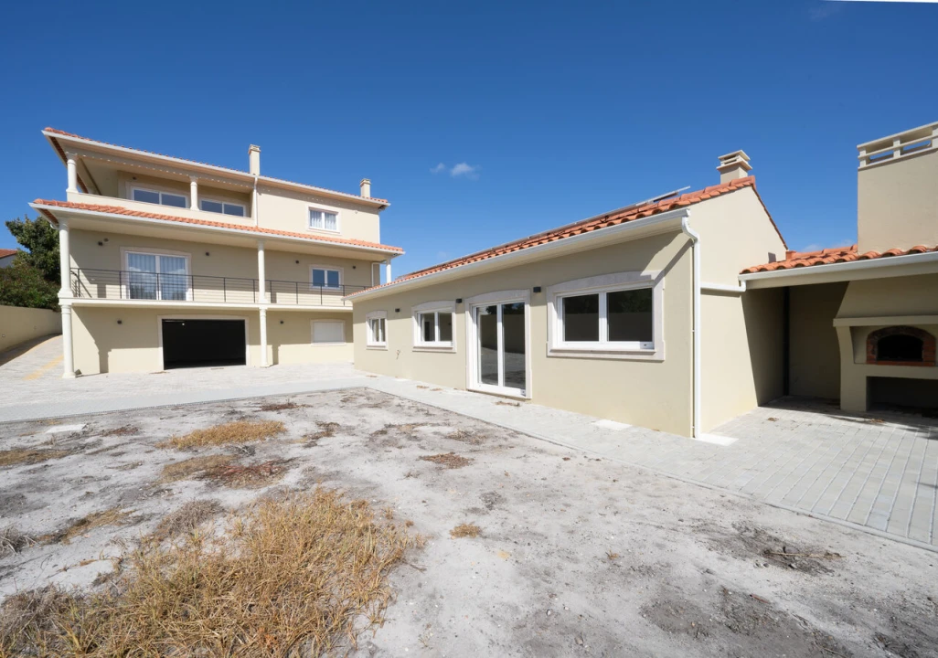 Moradia T4 para Venda em Marinha Grande Foto 17